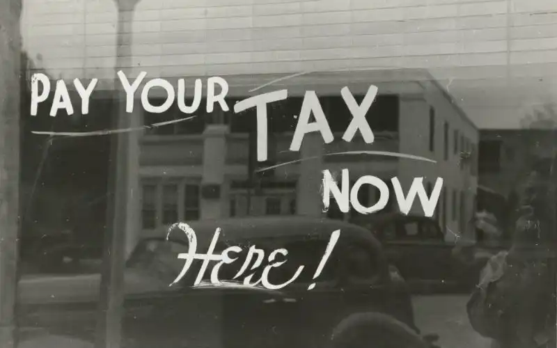 Why Crossing a Tax Threshold Doesn’t Mean You’ll Earn Less